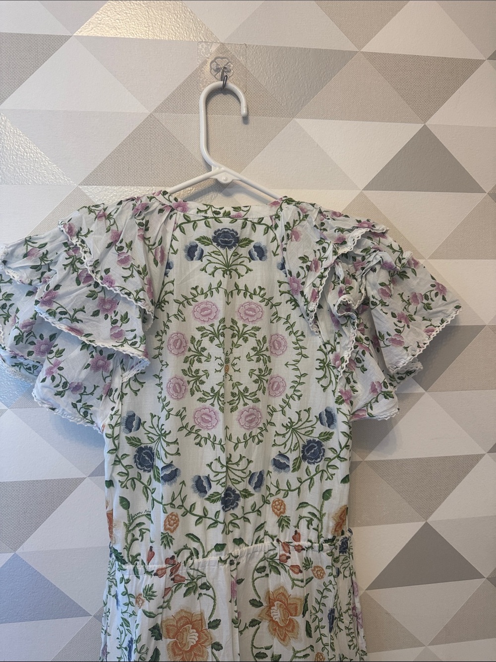 FARM Rio White Maxi Dress with Lavender, Yellow, Green and Blue Floral Print - Picture 4 of 5